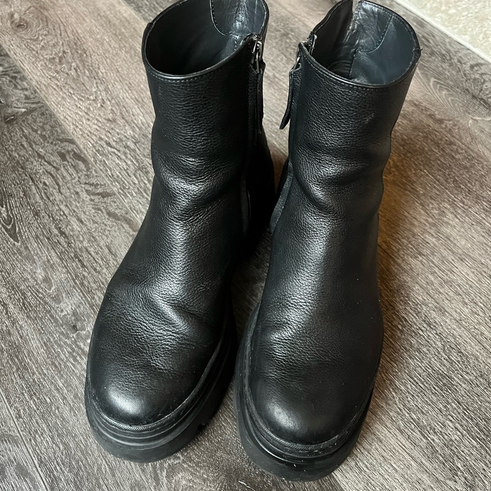 Paul Green Boots, Black Platform Chunky